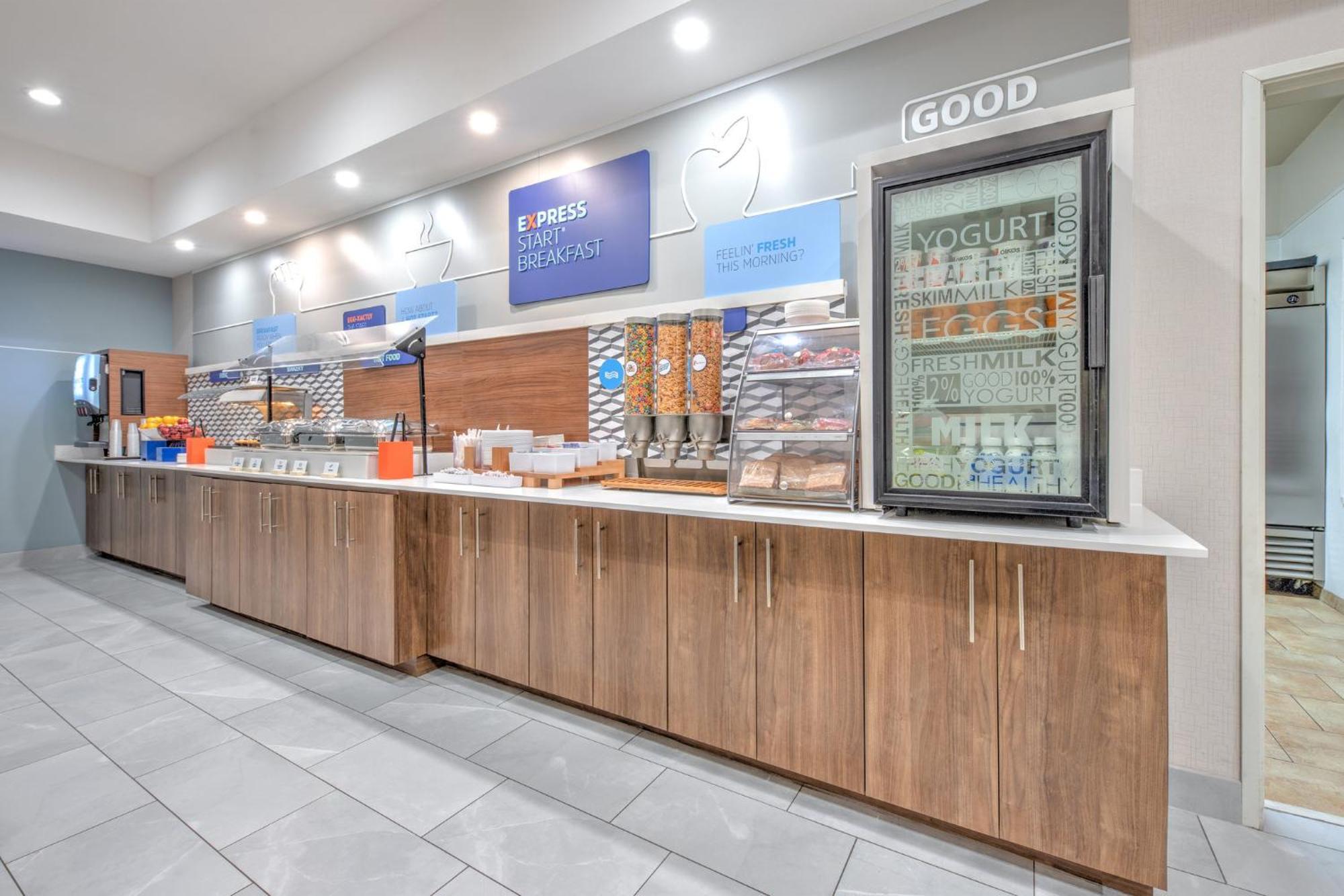 Holiday Inn Express Hotel & Suites Dallas West By Ihg Dış mekan fotoğraf