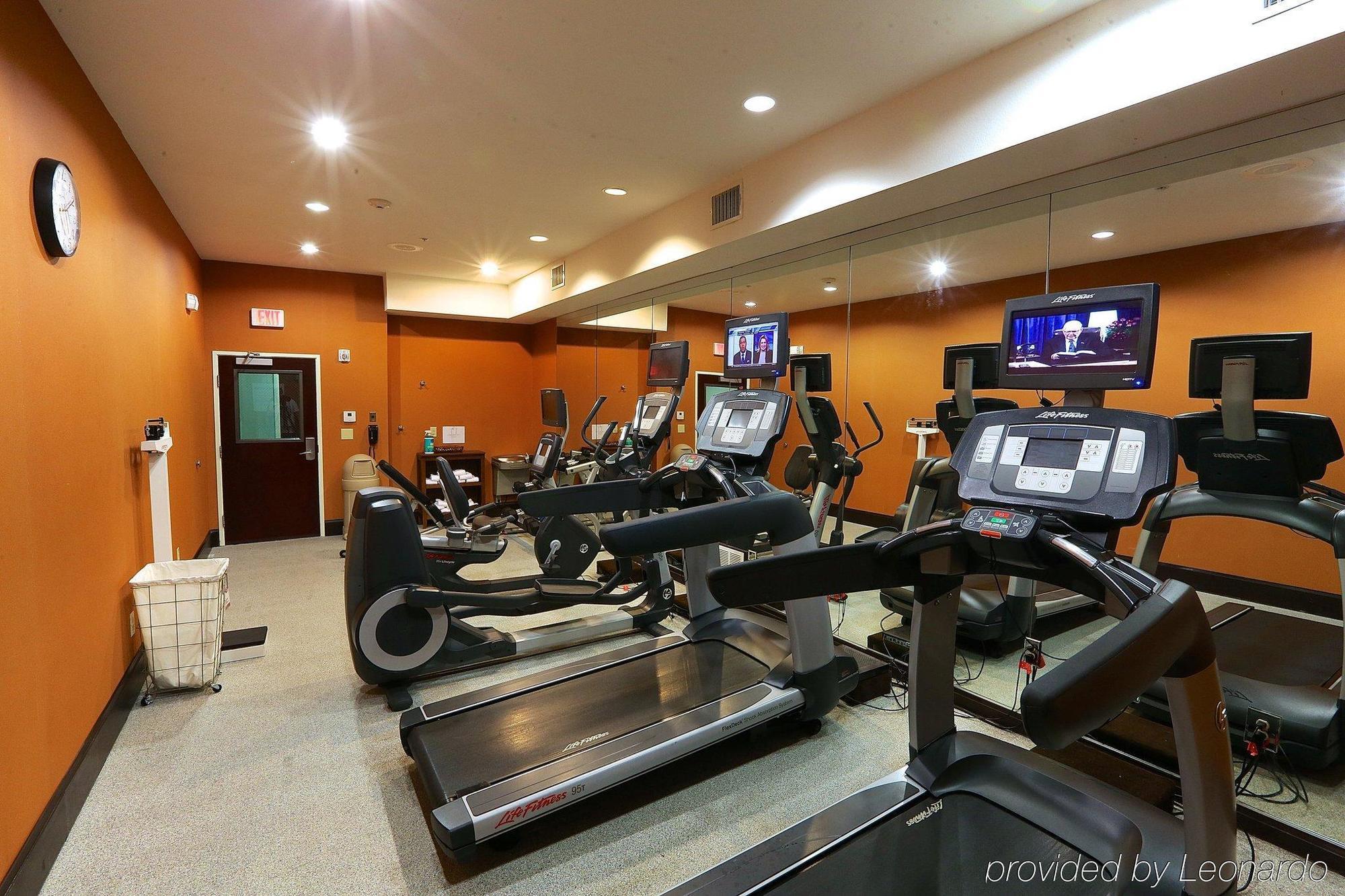 Holiday Inn Express Hotel & Suites Dallas West By Ihg Dış mekan fotoğraf