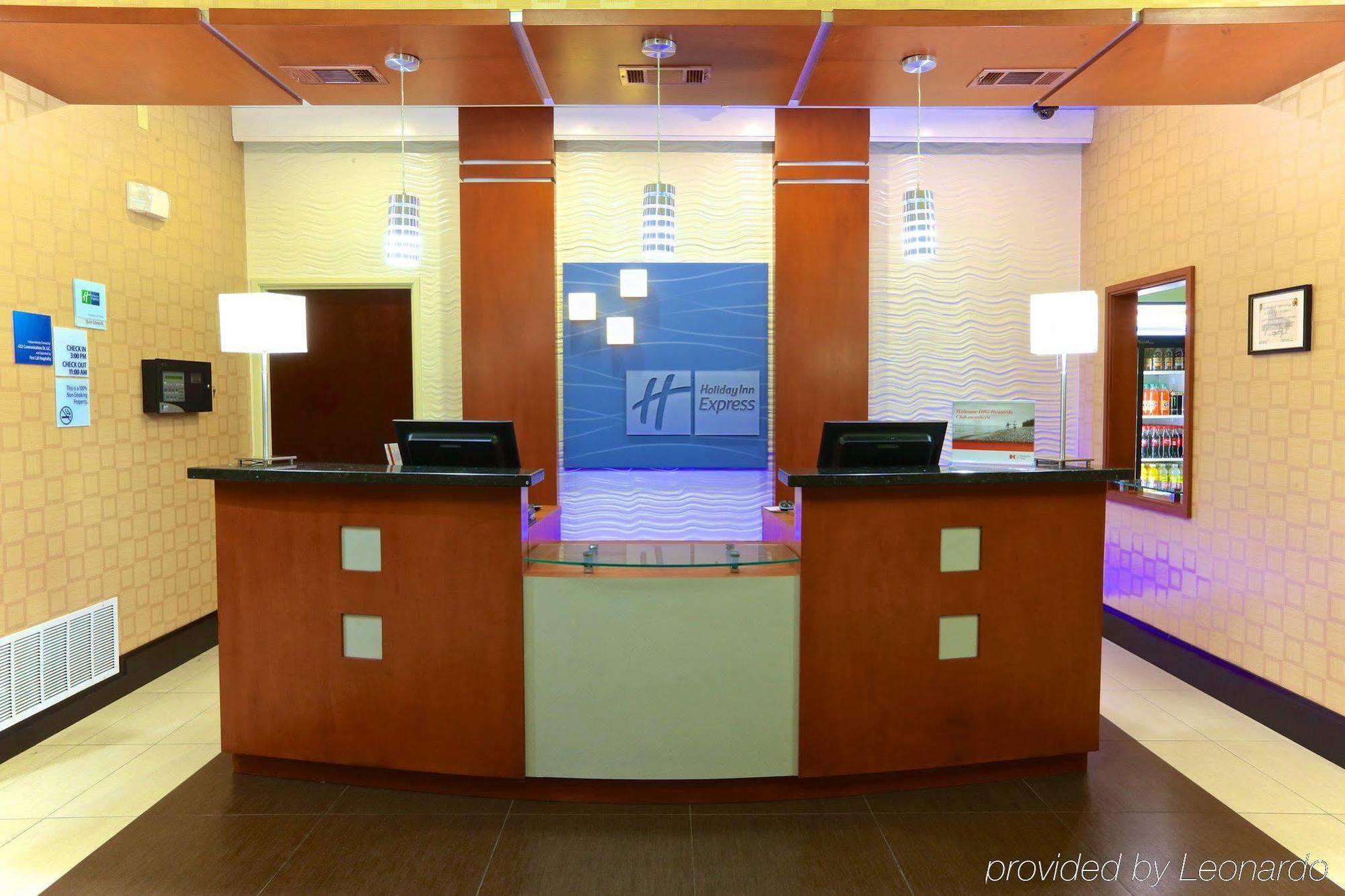 Holiday Inn Express Hotel & Suites Dallas West By Ihg Dış mekan fotoğraf